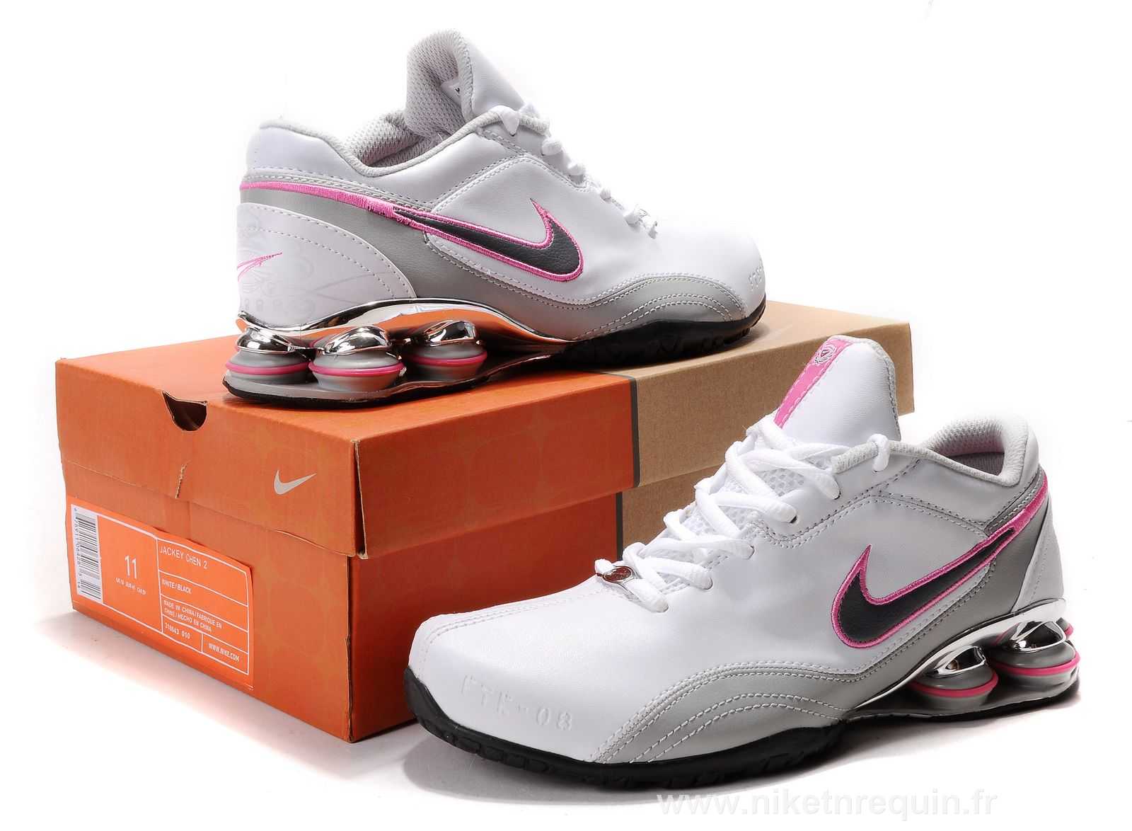 blanc gris et rose Nike Shox R5 (3).JPG